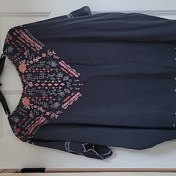 Johnny Was Vanna Embroidered Blouse - Picture 5 of 12